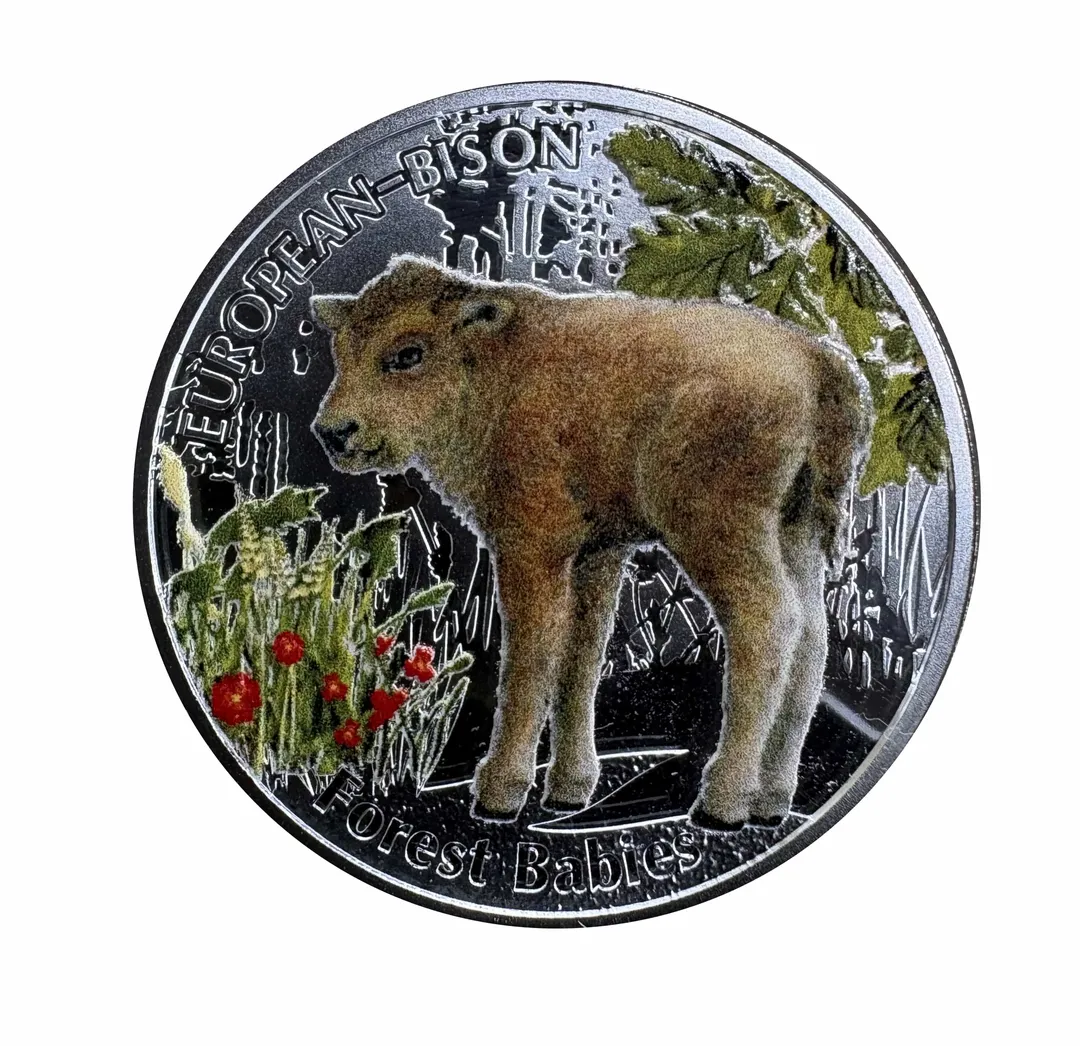 Lot 15 — 2014 $1 Nieu Forest Babies Series - The European Bison .999 (17.48g silver)